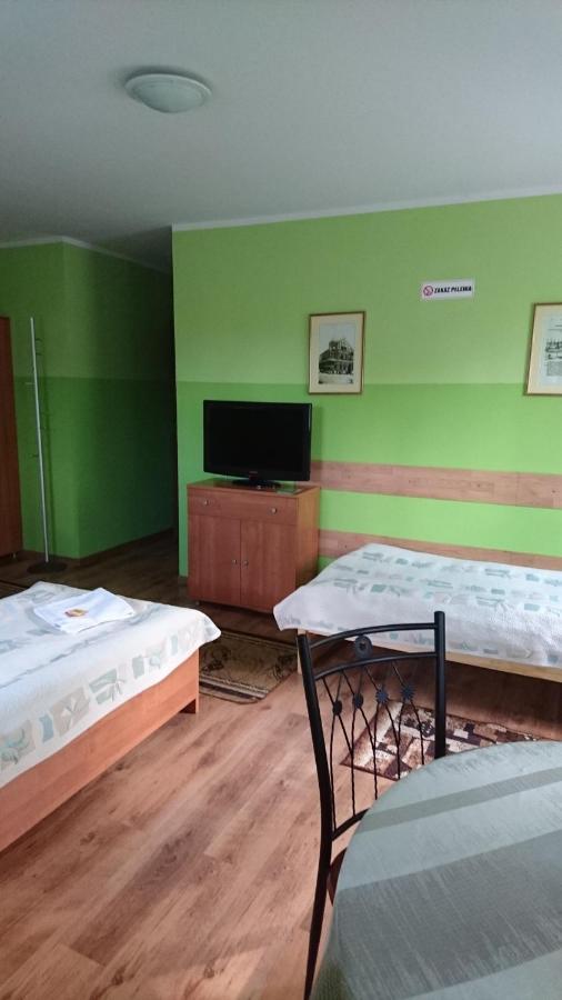 Hotelik Warmia -Pensjonat, Hostel ลิดซ์บาร์ก วาร์มิงสกี ภายนอก รูปภาพ