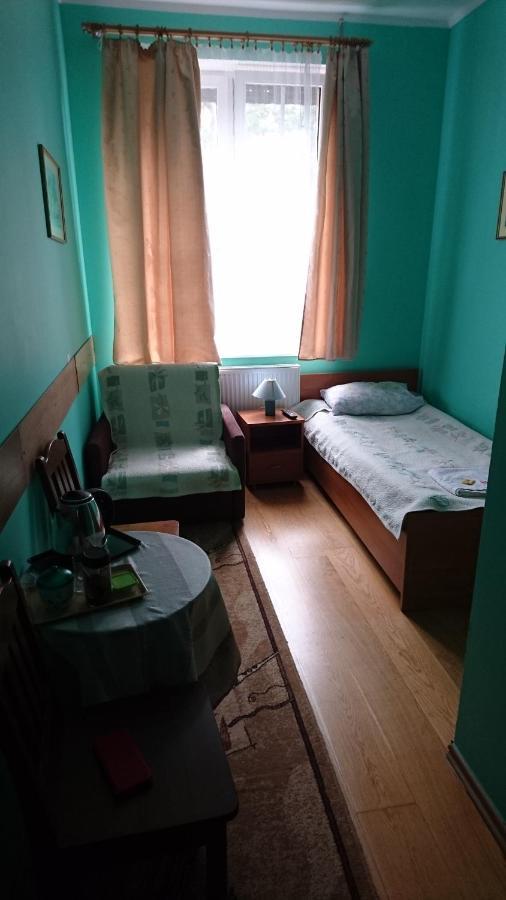 Hotelik Warmia -Pensjonat, Hostel ลิดซ์บาร์ก วาร์มิงสกี ภายนอก รูปภาพ