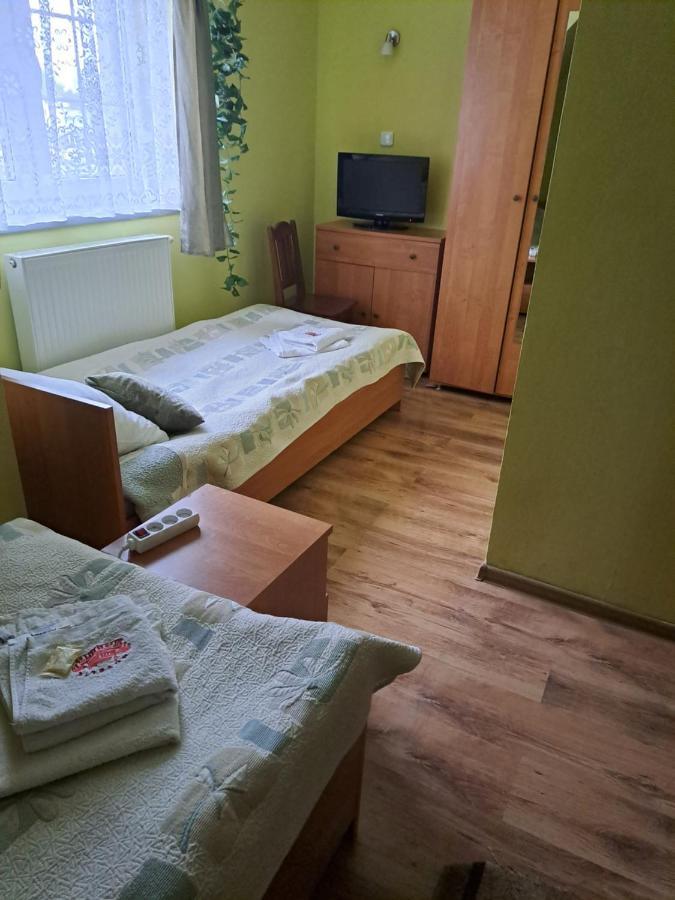 Hotelik Warmia -Pensjonat, Hostel ลิดซ์บาร์ก วาร์มิงสกี ภายนอก รูปภาพ